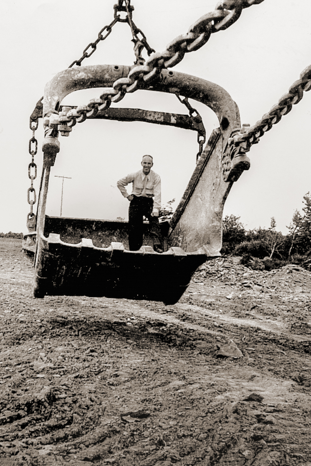 Dragging Bucket